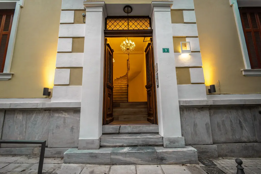 Karma Athens | Apartments entry